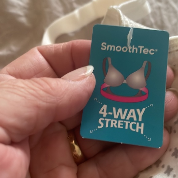 Hanes G199 Comfort Flex Fit Wireless Bra - Picture 12 of 16